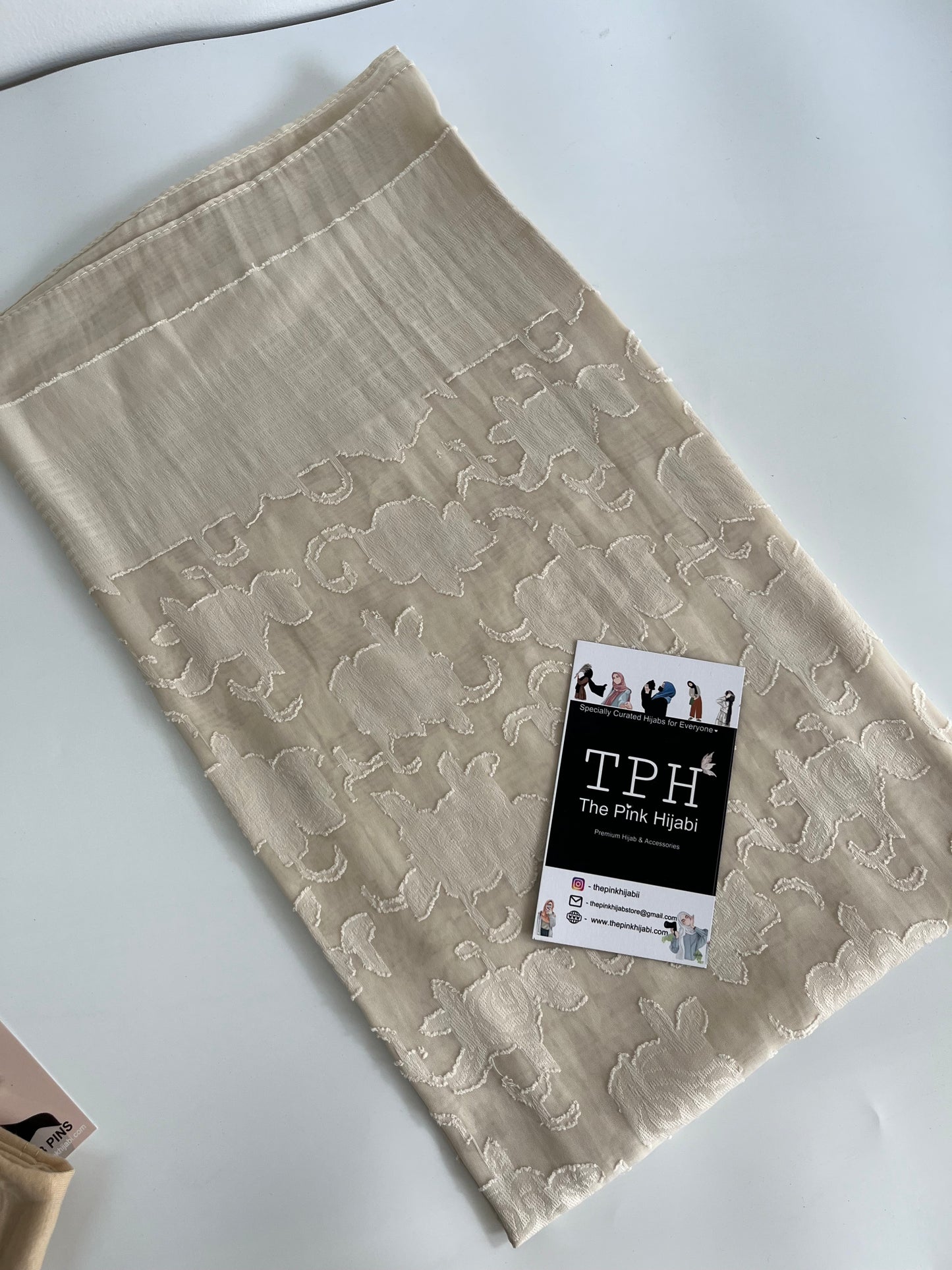 Beige Chiffon Brasso Hijab Combo Set