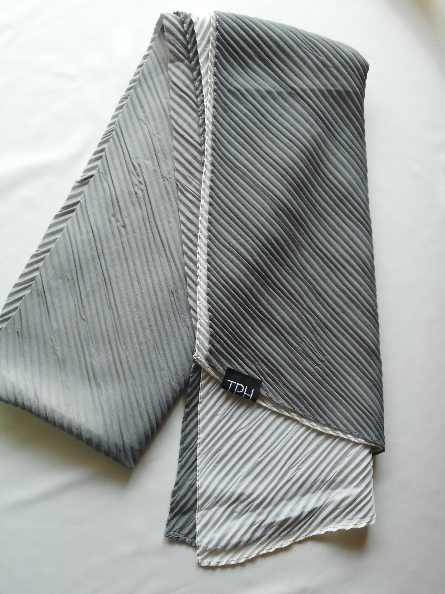 RIBBED OMBRE HIJAB
