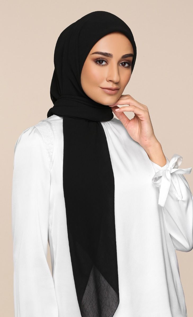 BLACK GEORGETTE HIJAB