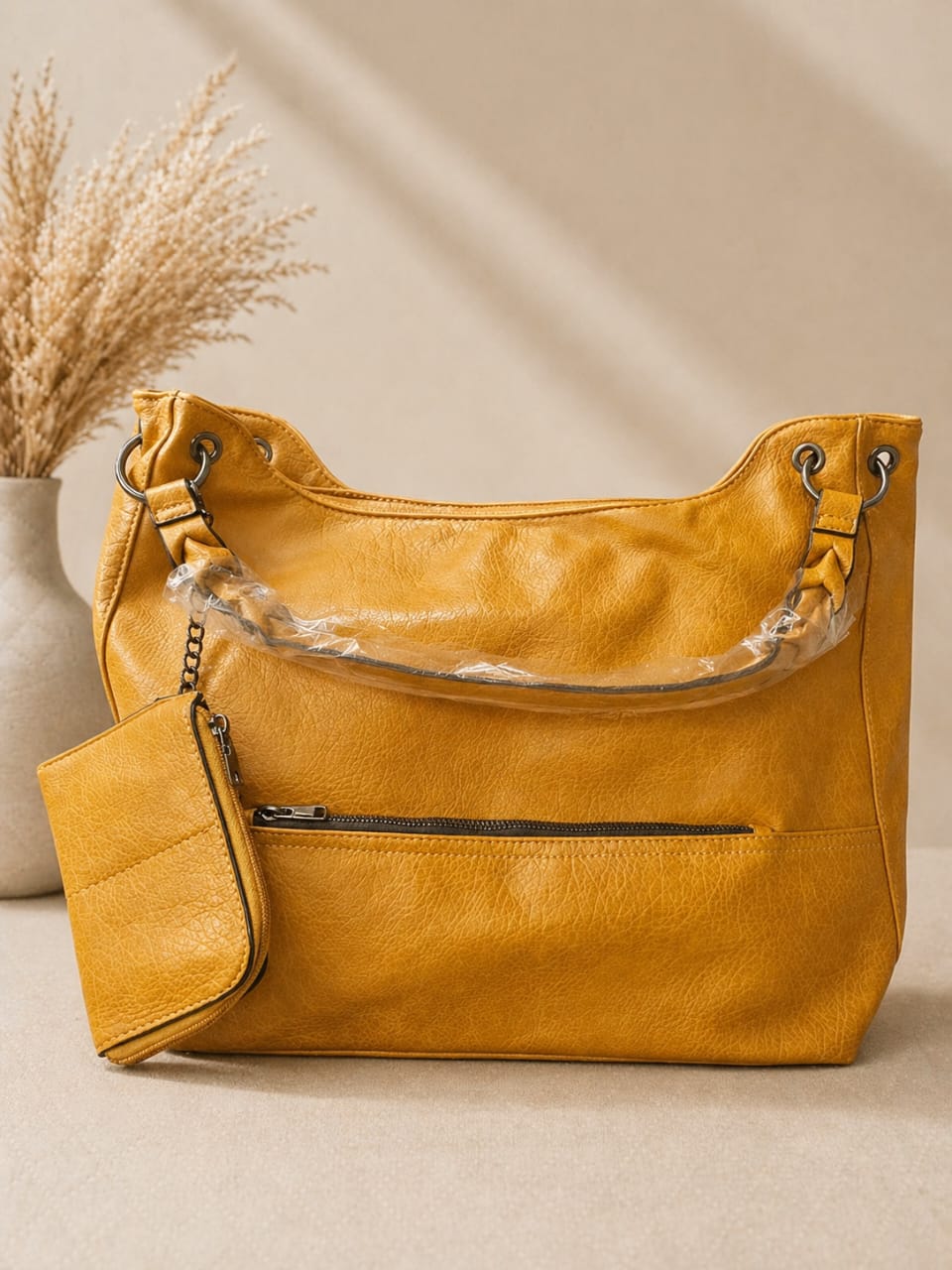 HAND BAGS