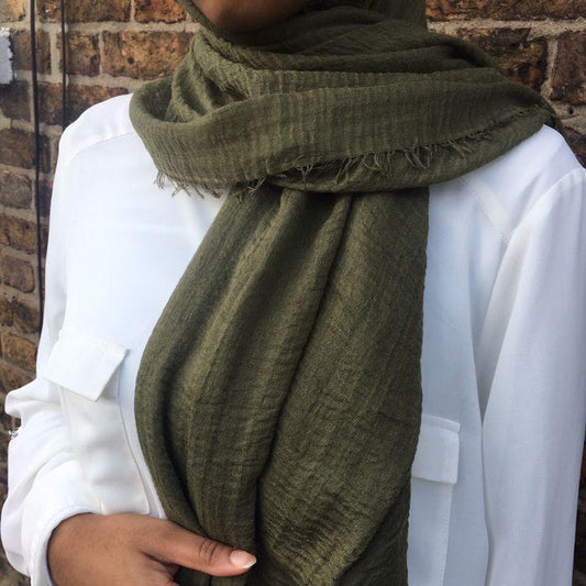 OLIVE CRINKLED COTTON HIJAB