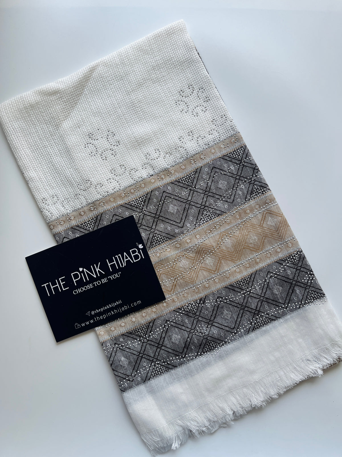 Premium Embellished Stole – Turkish Cotton Collection