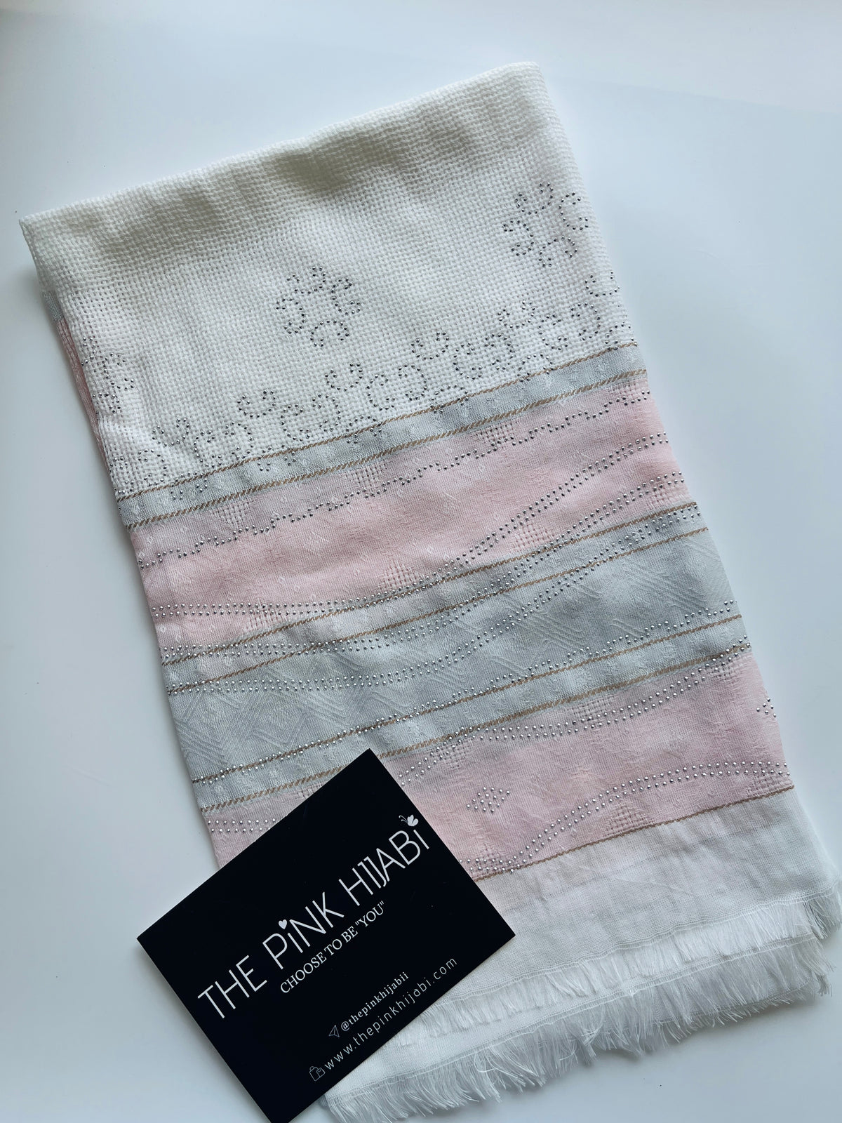 Premium Embellished Stole – Turkish Cotton Collection