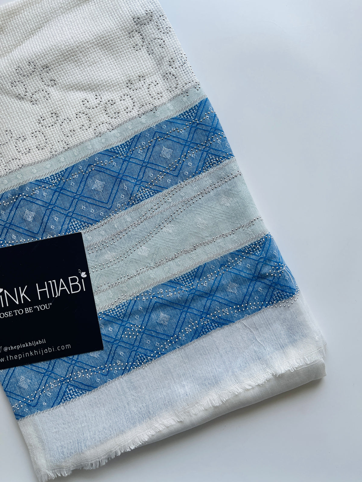 Premium Embellished Stole – Turkish Cotton Collection