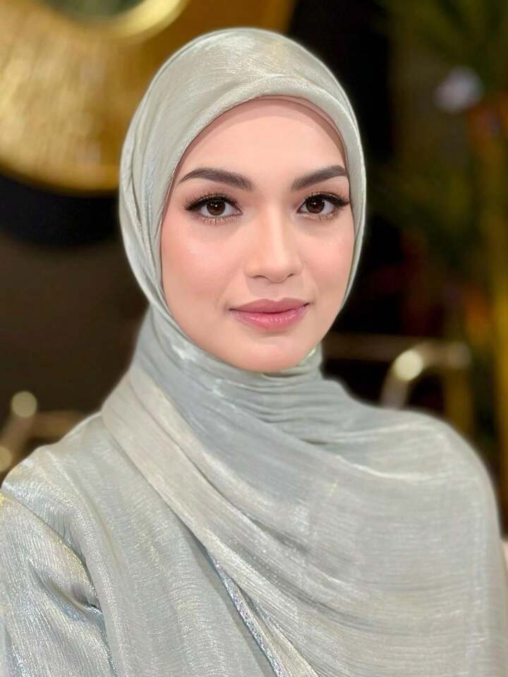 Mint Organza Shimmer Hijab