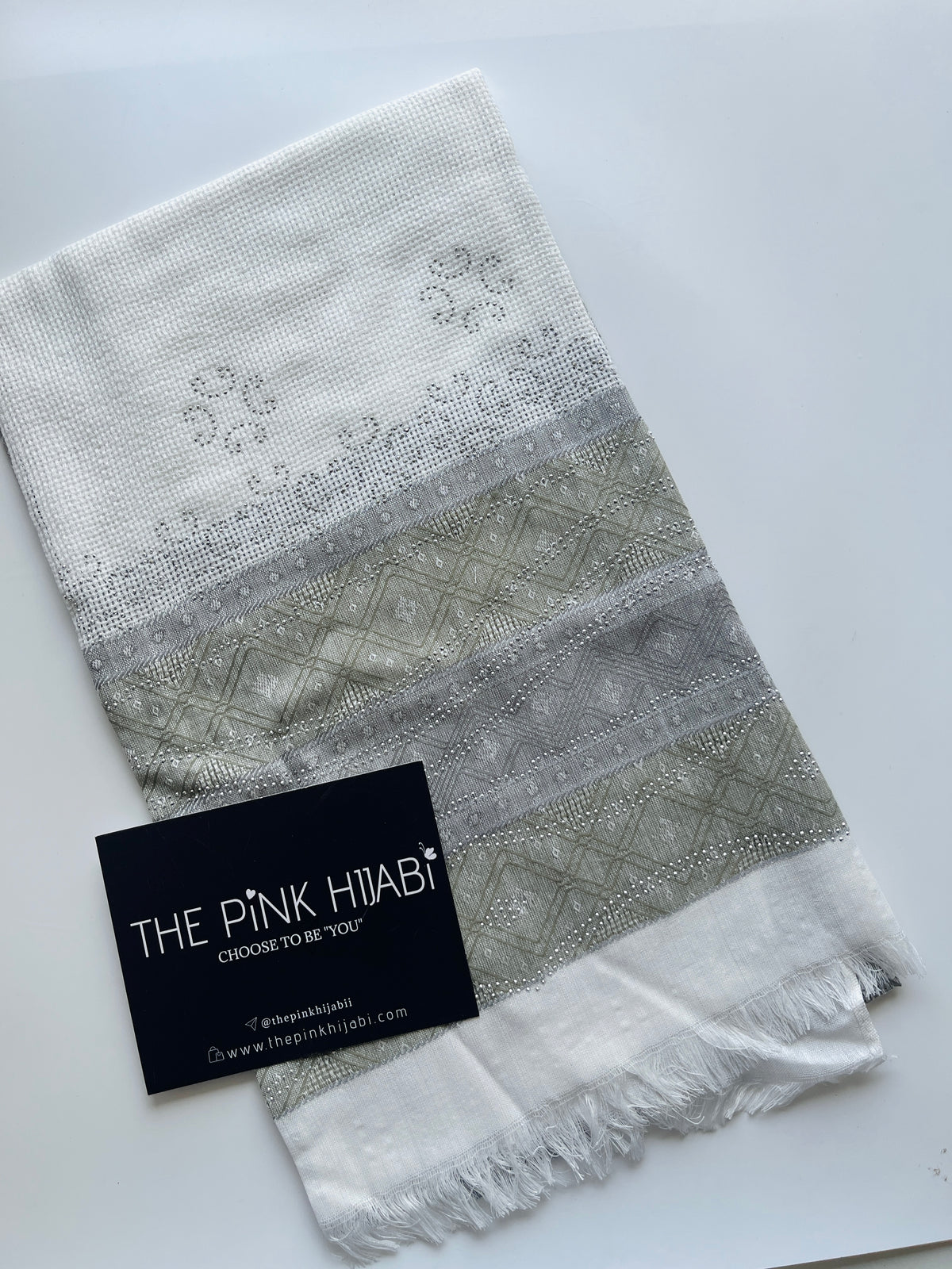 Premium Embellished Stole – Turkish Cotton Collection