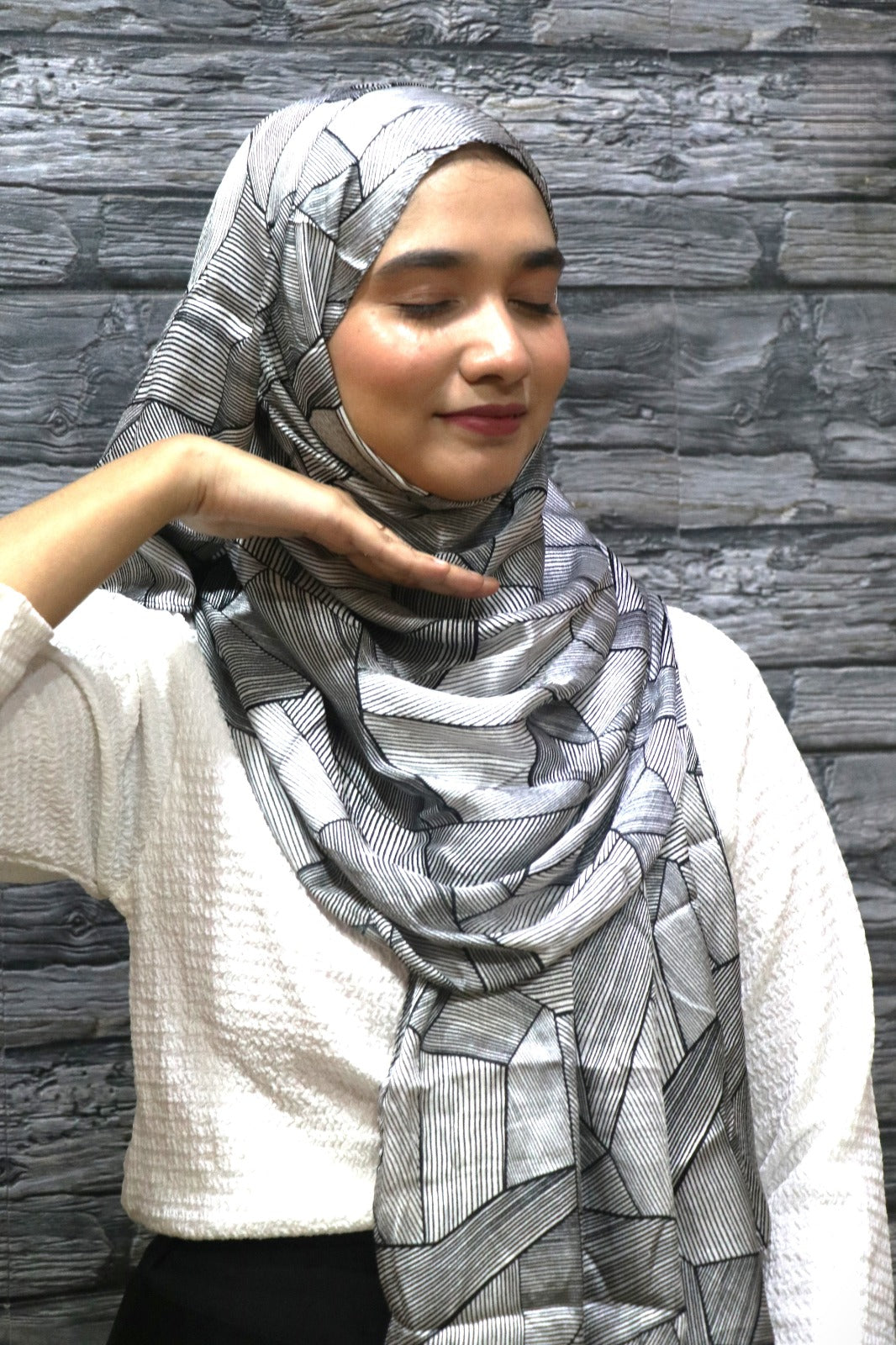 Vintage Printed Satin Hijab