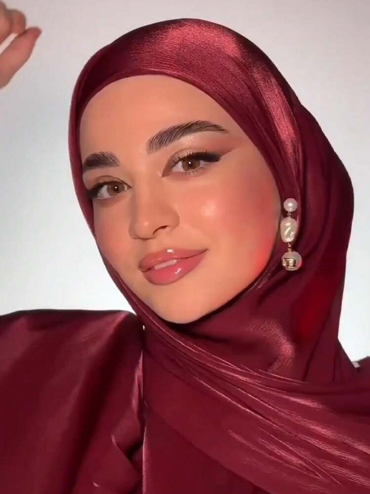 Maroon Organza Shimmer Hijab