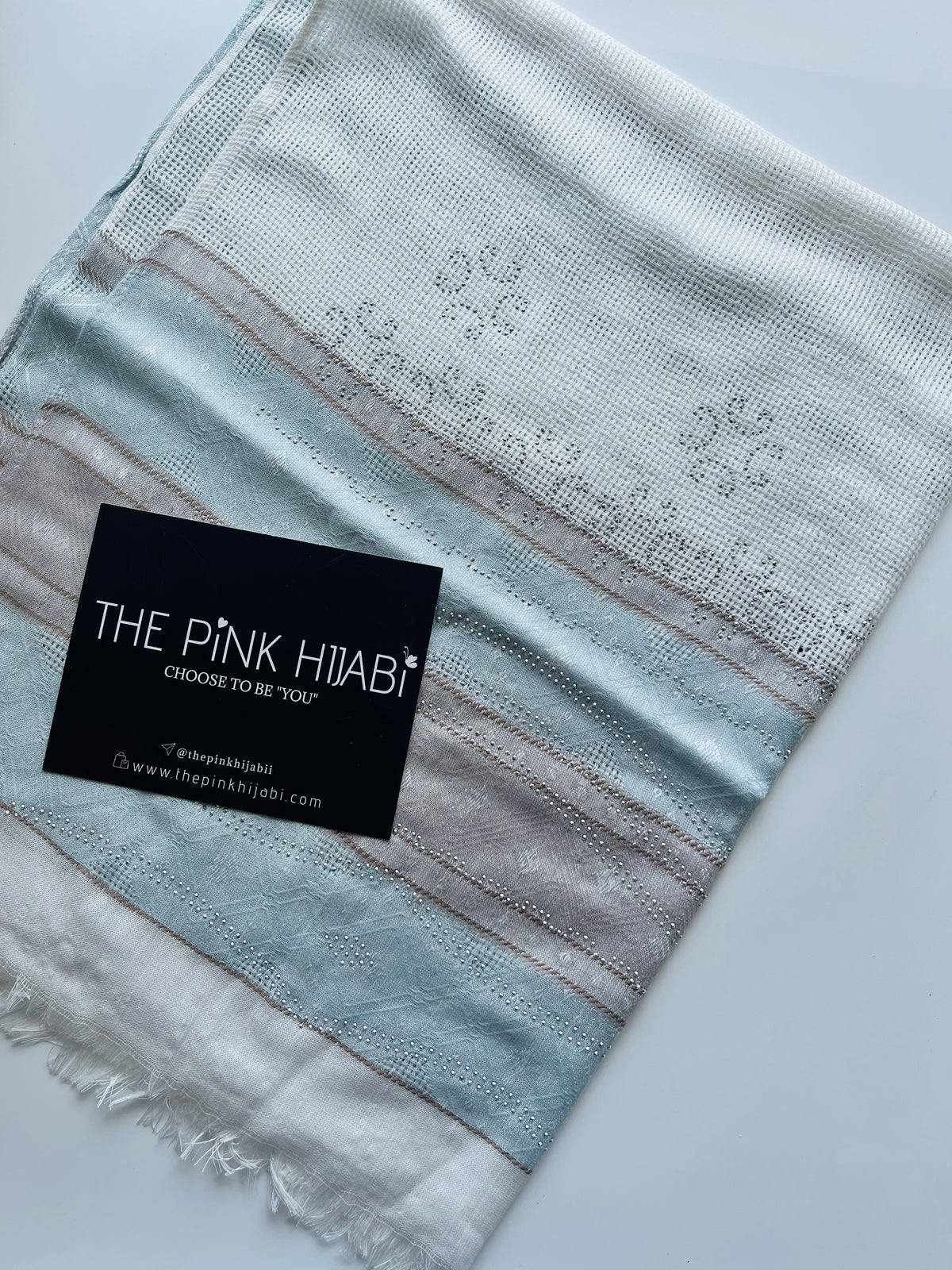 Premium Embellished Stole – Turkish Cotton Collection