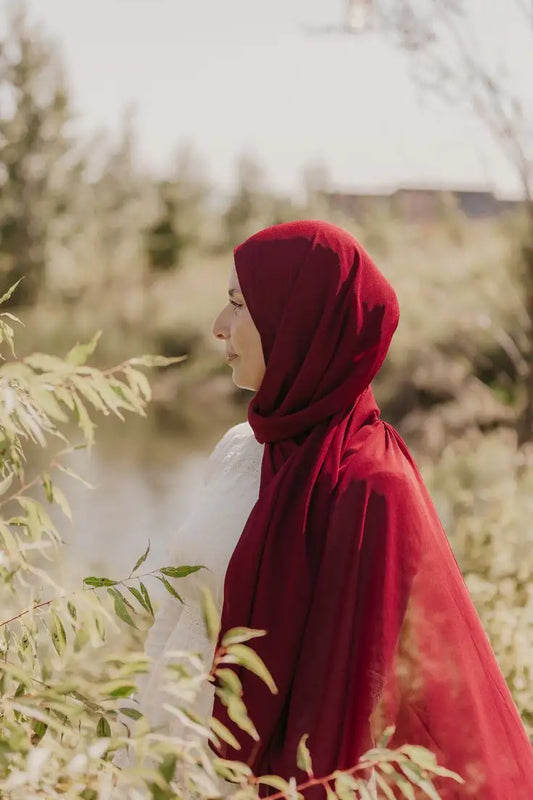 RED  GEORGETTE HIJAB