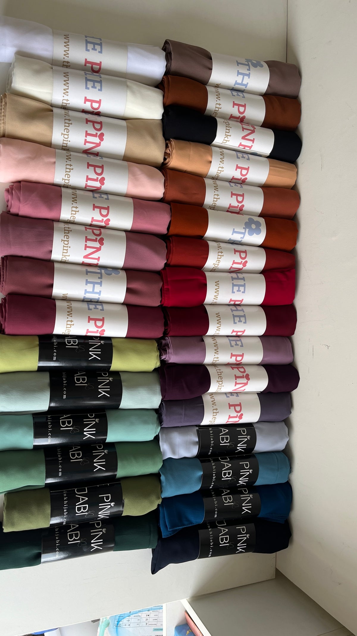 30 Pcs Hijab Gift Set All Shades