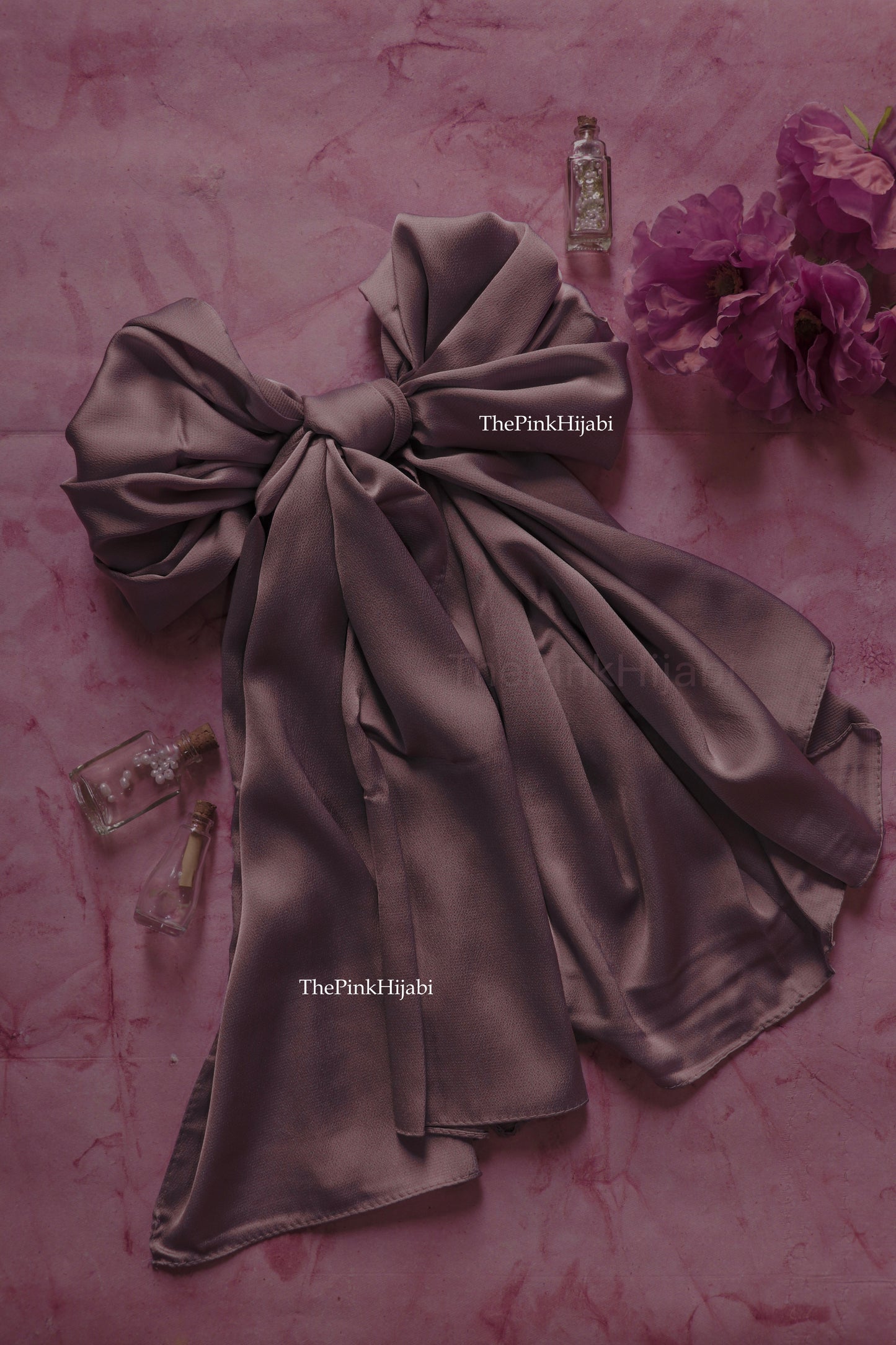 Bubble Satin Hijab – Lightweight, Non-Slippery, Glossy Finish